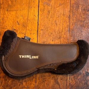 Brown Thinline full sheepskin horse half pad - Medium